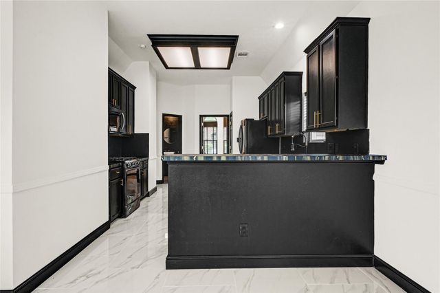 11915 Helene Court, Pinehurst, TX 77362