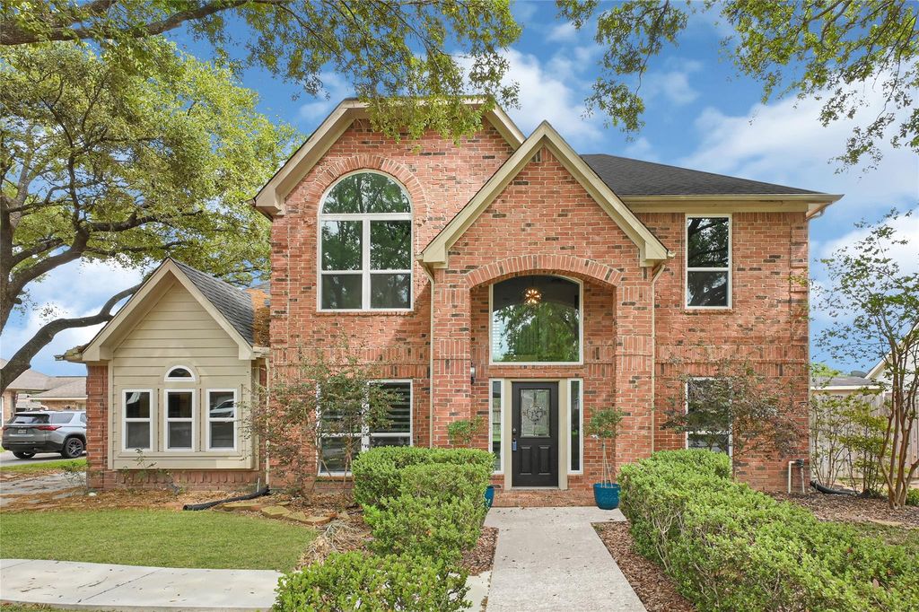 11915 Helene Court, Pinehurst, TX 77362