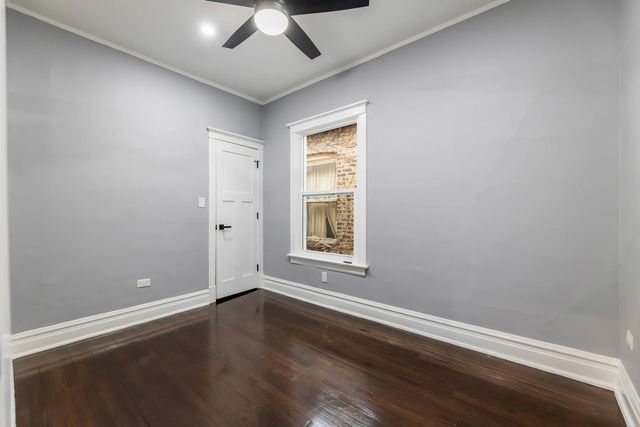 7545 S Rhodes Avenue, Chicago, IL 60619