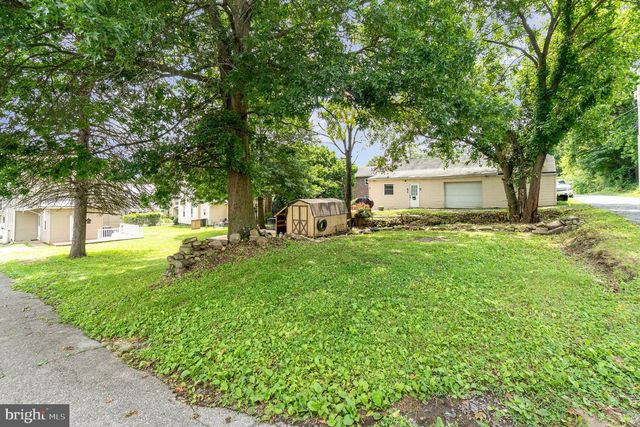 615 N HIGH ST, Duncannon, PA 17020