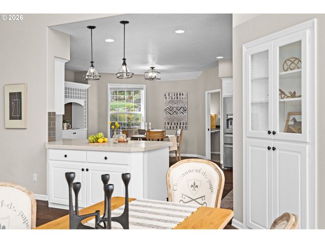 8707 Sw FIRVIEW Pl, Beaverton, OR 97007