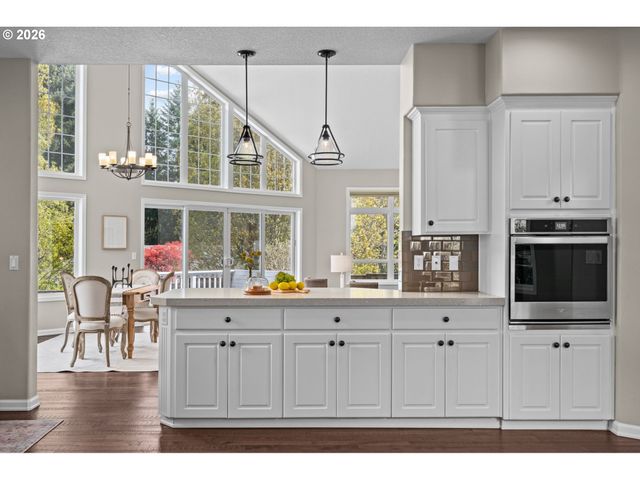 8707 Sw FIRVIEW Pl, Beaverton, OR 97007