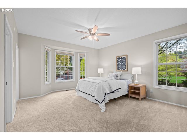 8707 Sw FIRVIEW Pl, Beaverton, OR 97007