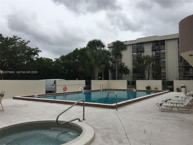 2771 Riverside Drive 214-A, Coral Springs, FL 33065