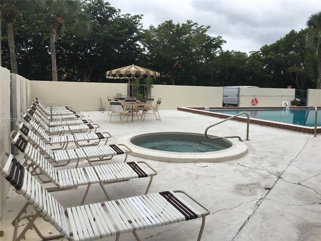 2771 Riverside Drive 214-A, Coral Springs, FL 33065