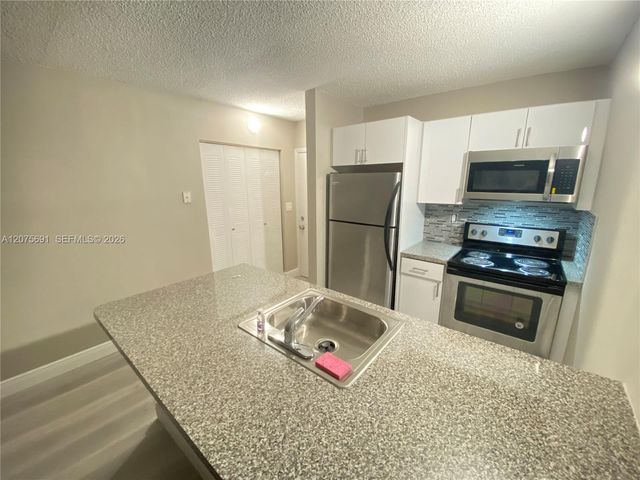 2771 Riverside Drive 214-A, Coral Springs, FL 33065