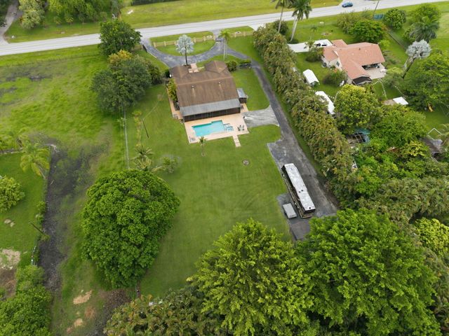 5521 SW 160th Avenue, Southwest Ranches, FL 33331