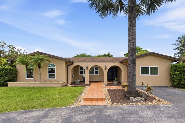 5521 SW 160th Avenue, Southwest Ranches, FL 33331