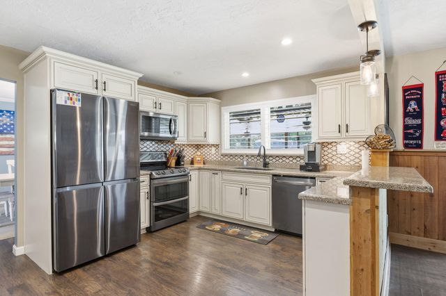 5521 SW 160th Avenue, Southwest Ranches, FL 33331
