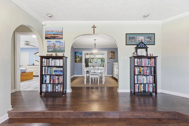 5521 SW 160th Avenue, Southwest Ranches, FL 33331