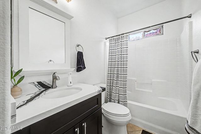 5614 S 26TH Place, Phoenix, AZ 85040
