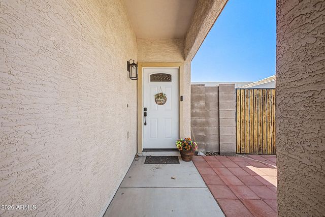 5614 S 26TH Place, Phoenix, AZ 85040