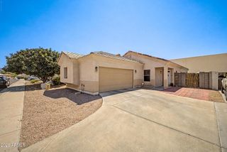 5614 S 26TH Place, Phoenix, AZ 85040