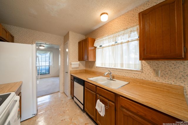 1514 Lochshire St, San Antonio, TX 78216