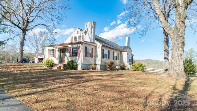 4263 Fox Road, Lenoir, NC 28645