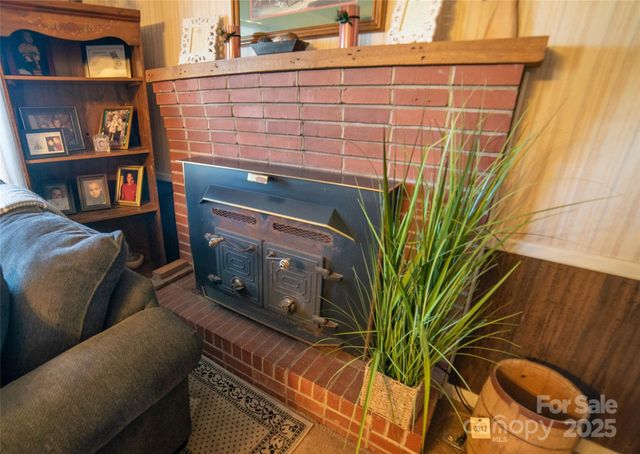 4263 Fox Road, Lenoir, NC 28645