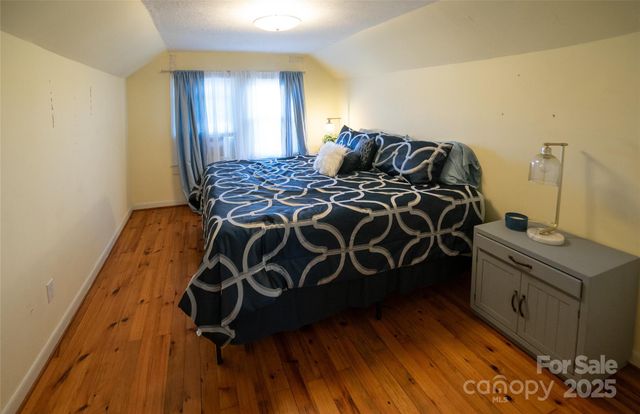 4263 Fox Road, Lenoir, NC 28645