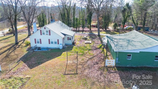 4263 Fox Road, Lenoir, NC 28645