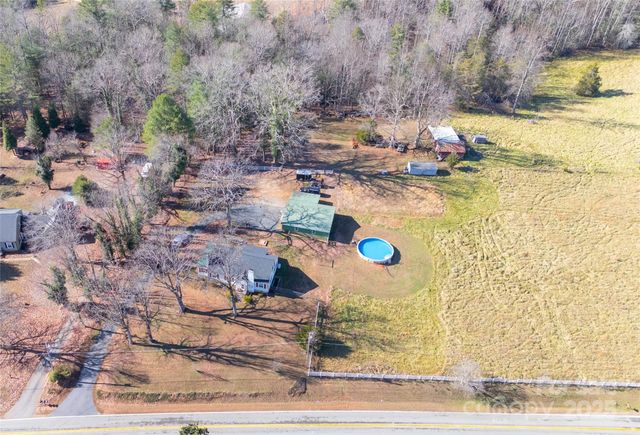 4263 Fox Road, Lenoir, NC 28645