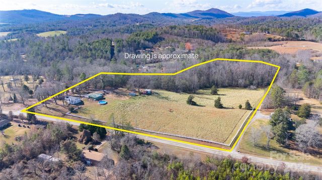 4263 Fox Road, Lenoir, NC 28645