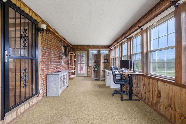 9 Banahasky Lane, Finleyville, PA 15332