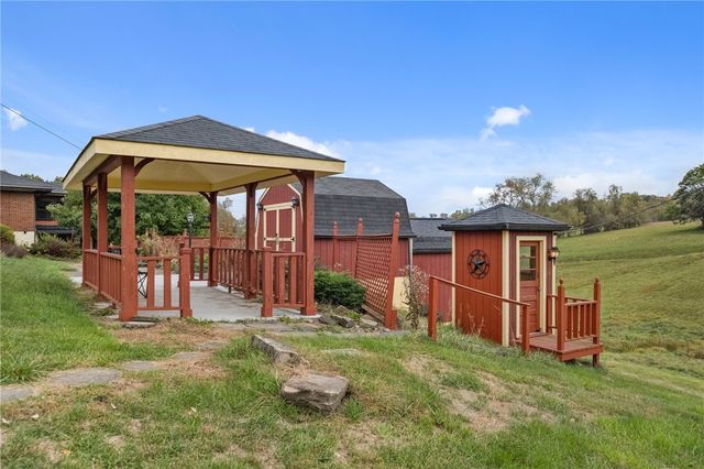 9 Banahasky Lane, Finleyville, PA 15332