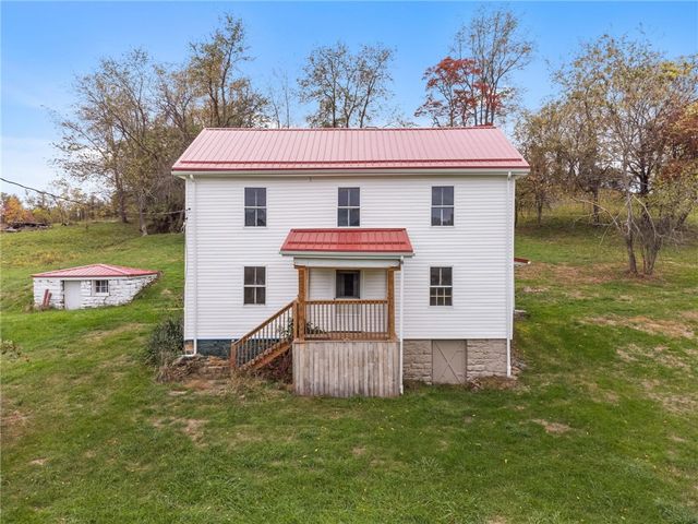 9 Banahasky Lane, Finleyville, PA 15332