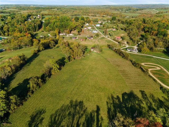 9 Banahasky Lane, Finleyville, PA 15332