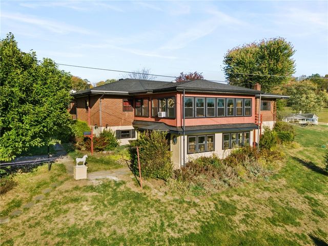 9 Banahasky Lane, Finleyville, PA 15332