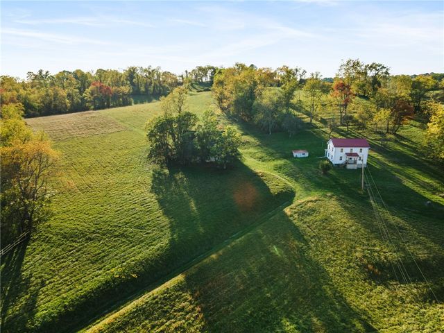 9 Banahasky Lane, Finleyville, PA 15332