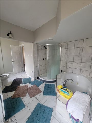 8118 Goodman Avenue, Cleveland, OH 44105