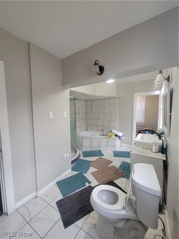 8118 Goodman Avenue, Cleveland, OH 44105