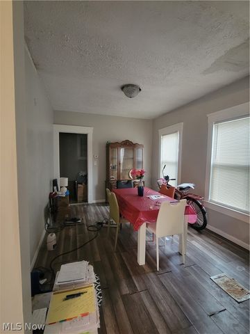 8118 Goodman Avenue, Cleveland, OH 44105