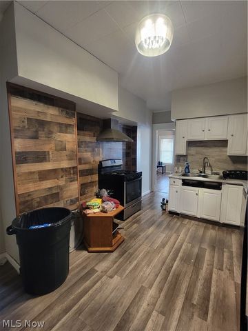 8118 Goodman Avenue, Cleveland, OH 44105