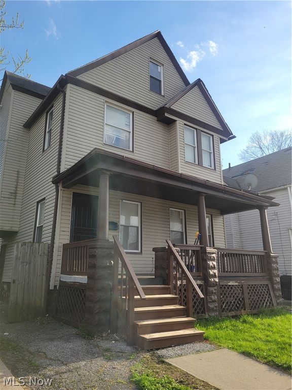 8118 Goodman Avenue, Cleveland, OH 44105