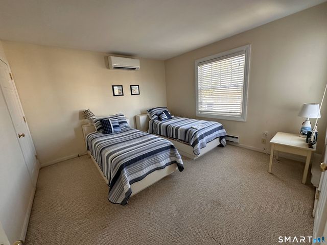 21 Atlantic Avenue, Groton, CT 06340