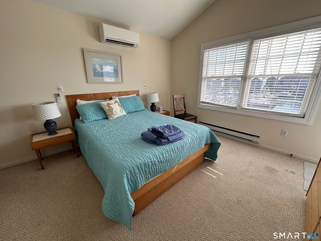 21 Atlantic Avenue, Groton, CT 06340
