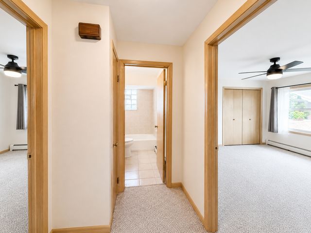 4425 Prairie Avenue C, Brookfield, IL 60513