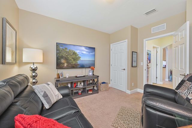2877 Apple Blossom Drive, Alva, FL 33920