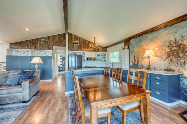 409 Island Lodges DR, Buchanan Dam, TX 78609