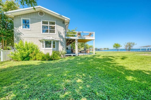 409 Island Lodges DR, Buchanan Dam, TX 78609