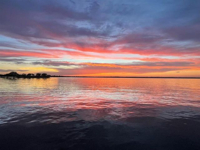 409 Island Lodges DR, Buchanan Dam, TX 78609