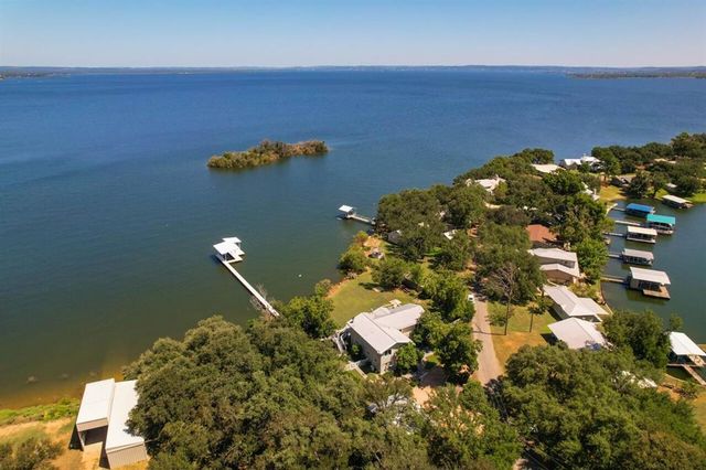 409 Island Lodges DR, Buchanan Dam, TX 78609