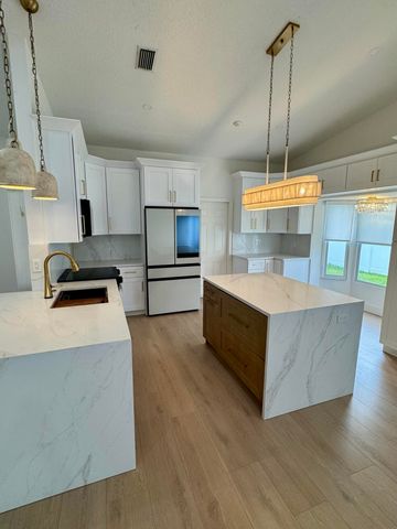 64 Paxford Lane, Boynton Beach, FL 33426