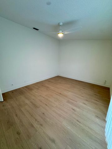 64 Paxford Lane, Boynton Beach, FL 33426