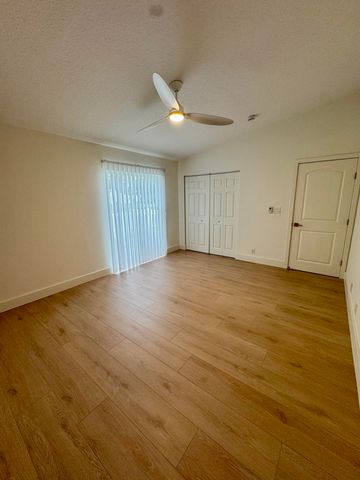 64 Paxford Lane, Boynton Beach, FL 33426