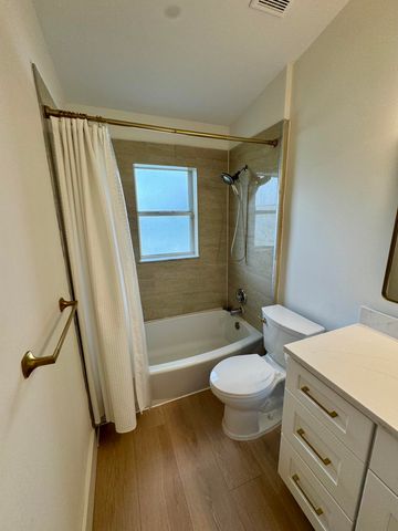 64 Paxford Lane, Boynton Beach, FL 33426