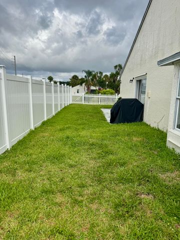 64 Paxford Lane, Boynton Beach, FL 33426