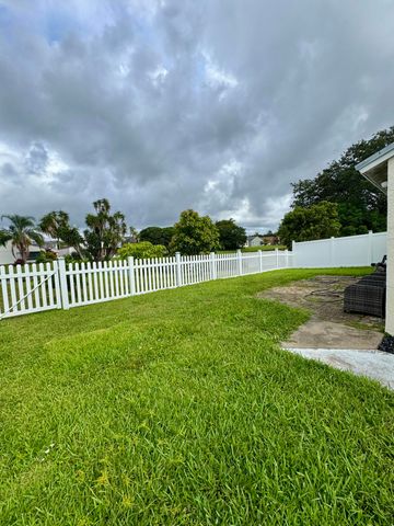64 Paxford Lane, Boynton Beach, FL 33426