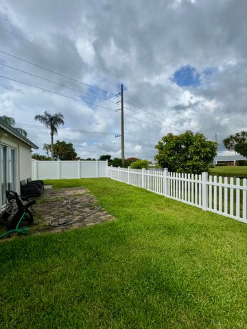 64 Paxford Lane, Boynton Beach, FL 33426